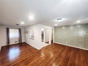 3158 Cloverhurst Dr in East Point, GA - Building Photo - Building Photo