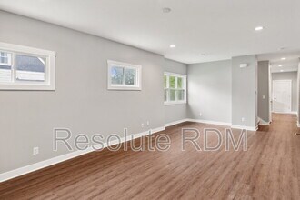 819 Parkway Ave in Indianapolis, IN - Building Photo - Building Photo