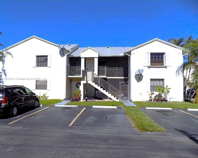 1080 N Franklin Ave in Homestead, FL - Building Photo - Building Photo
