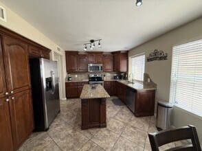 18882 N 77th Ave in Glendale, AZ - Building Photo - Building Photo