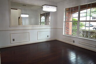 4911 Dwarf Honeysuckle Ct in Houston, TX - Building Photo - Building Photo