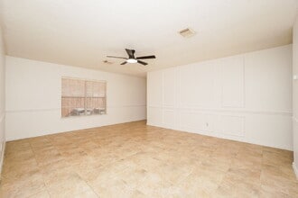 5146 Erickson Bluff in San Antonio, TX - Building Photo - Building Photo