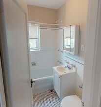 119 College Ave, Unit 22 in Somerville, MA - Building Photo - Building Photo