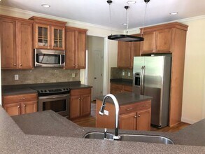 5707 Sentinel Ln in Wilmington, NC - Building Photo - Building Photo
