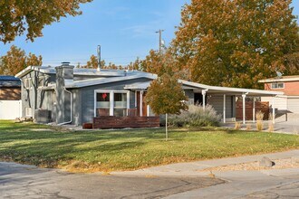 1346 Phillips Ln in Taylorsville, UT - Building Photo - Building Photo