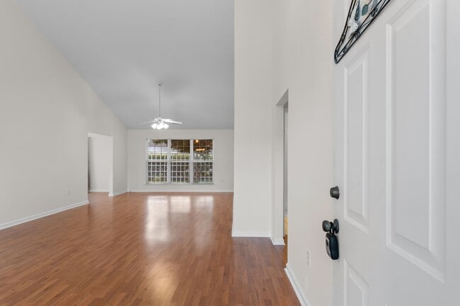 1618 Montclair Dr in Myrtle Beach, SC - Building Photo - Building Photo