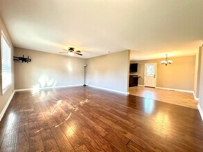 1524 Reasons Drive in Clarksville, TN - Building Photo - Building Photo