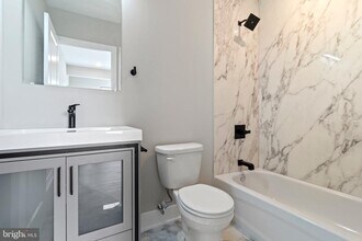 520 N 37th St in Philadelphia, PA - Building Photo - Building Photo