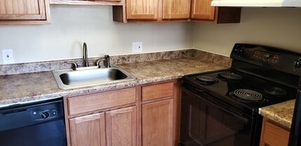 Scandia Apartments in Arvada, CO - Building Photo - Building Photo