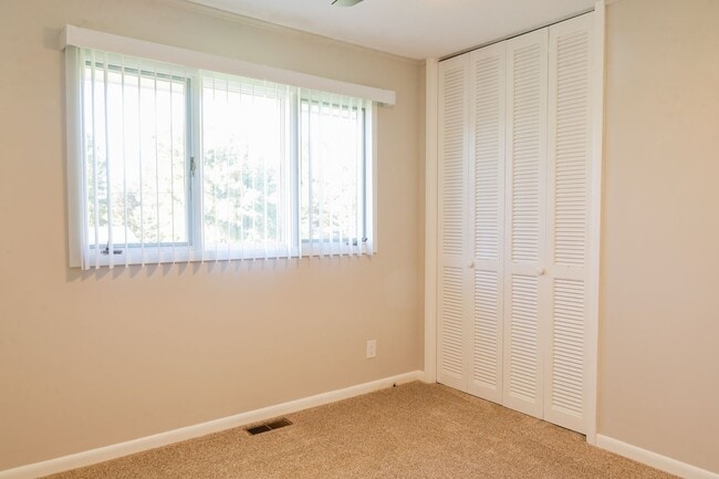 property at 1010 Shamrock Dr