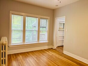 530 Highland Ave in Oak Park, IL - Building Photo - Building Photo