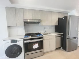 13680 41st Ave in Queens, NY - Building Photo