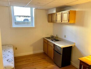 389 Beacon St, Unit 15 in Boston, MA - Building Photo - Building Photo