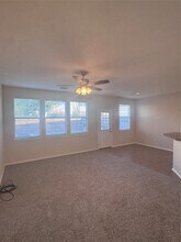 6213 Stoney Creek Dr in Pasadena, TX - Building Photo - Building Photo