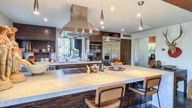 1344 Marianna Rd in Pasadena, CA - Building Photo - Building Photo