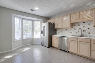 3727 Regency Park Dr in Duluth, GA - Building Photo - Building Photo