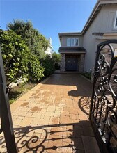 8 High Bluff in Laguna Niguel, CA - Building Photo - Building Photo