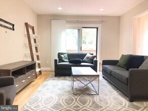 5 Algonquin Ct in Chesterbrook, PA - Building Photo - Building Photo