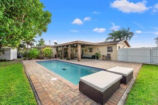 3605 SW 122nd Pl in Miami, FL - Building Photo