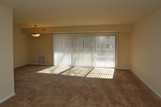 Gates of Cipriano in Greenbelt, MD - Building Photo - Building Photo
