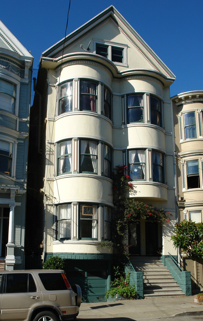 121-125 Steiner St in San Francisco, CA - Building Photo - Building Photo