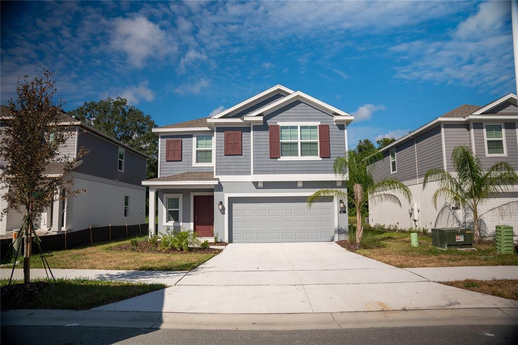 581 Bell Prairie Cir in Lake Wales, FL - Building Photo