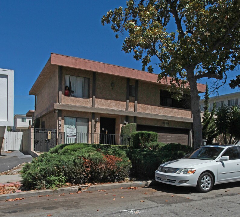 1059 Grover Ave in Glendale, CA - Building Photo