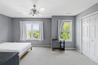 3739 Summer Sage Ct in Champaign, IL - Building Photo - Building Photo