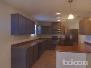 2310 Cats Paw View in Converse, TX - Building Photo - Building Photo