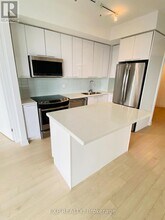 10 Park Lawn Rd in Toronto, ON - Building Photo - Building Photo