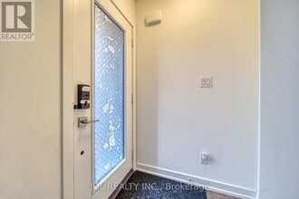 370D Red Maple Rd in Richmond Hill, ON - Building Photo - Building Photo