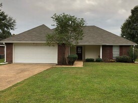 237 Riverbend Dr in Byram, MS - Building Photo