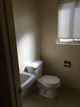 Pine Crest Apartments in Elizabethtown, KY - Building Photo - Building Photo