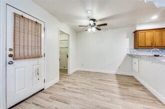 3051 Airhaven St in Dallas, TX - Building Photo - Building Photo