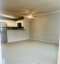 8889 Caminito Plaza Centro, Unit 7209 in San Diego, CA - Building Photo - Building Photo