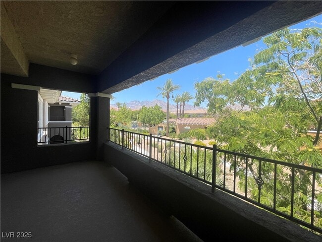 11830 Portina Dr in Las Vegas, NV - Foto de edificio - Building Photo