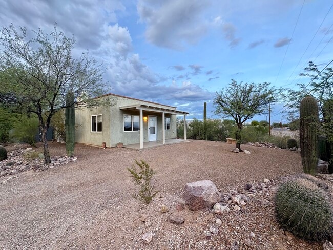 property at 1964 W King Ave