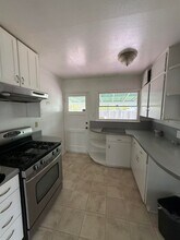 211 N Tassajara Dr in San Luis Obispo, CA - Building Photo - Building Photo