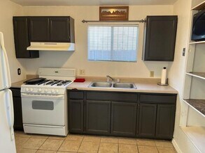 11045 Mirage Ct in El Paso, TX - Foto de edificio - Building Photo