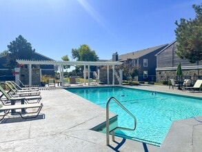 Windrush Apartments in Edmond, OK - Foto de edificio - Building Photo