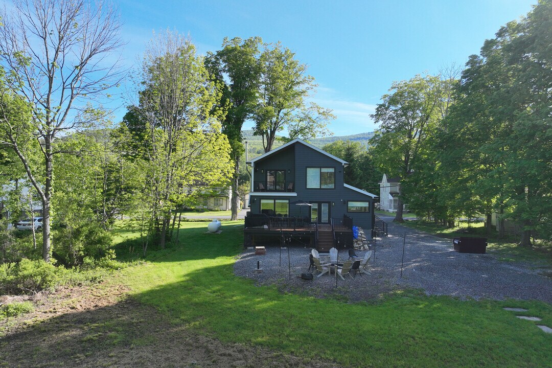 47 Maple ave in Hunter, NY - Building Photo