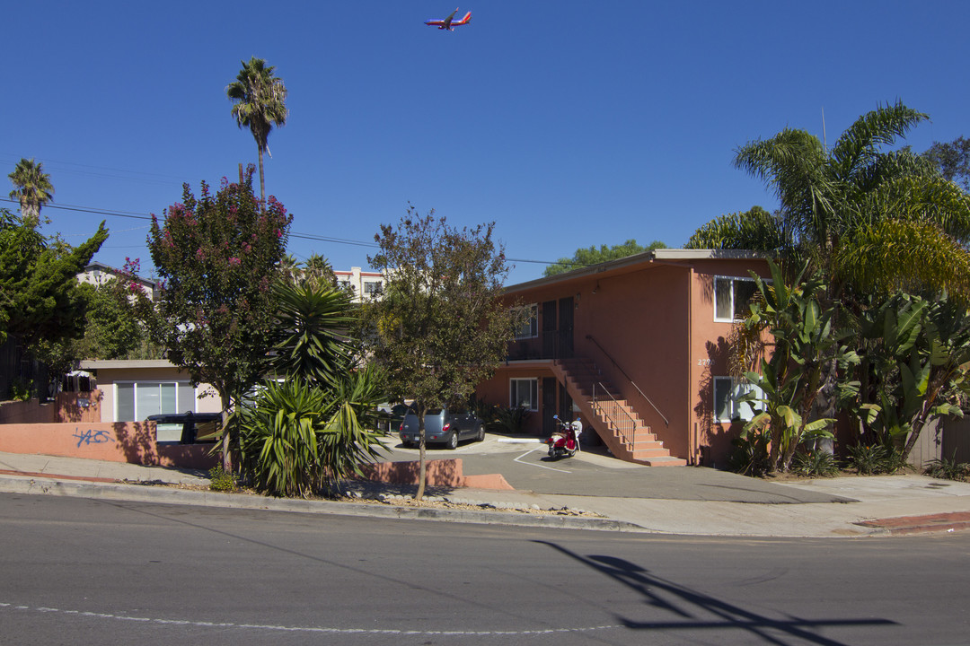 Golden Hill Apartments in San Diego, CA - Building Photo