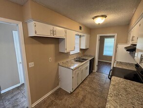 6810 Sycamore Hill Dr in Bartlett, TN - Building Photo - Building Photo