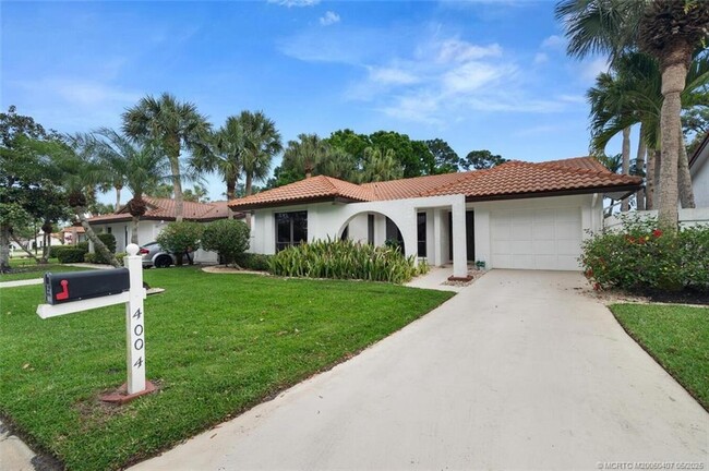 property at 4004 SW Osprey Creek Way