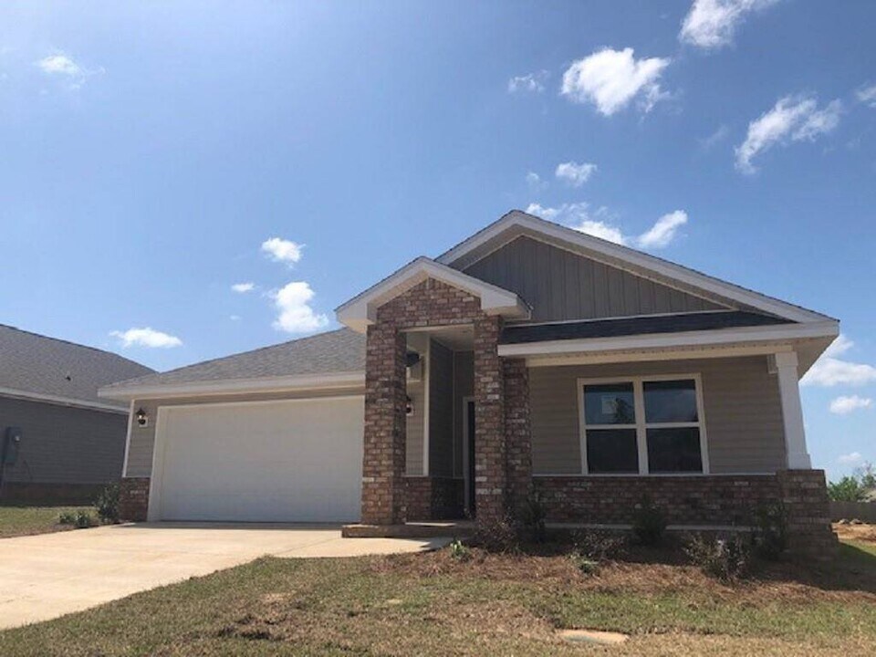 10867 Paget Dr W in Mobile, AL - Building Photo