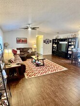 685 SW 198th Ter in Pembroke Pines, FL - Building Photo - Building Photo