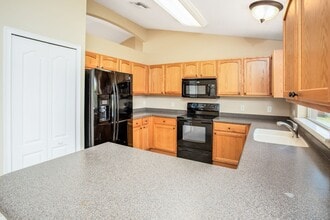 12112 Buttonbush Loop in Leesburg, FL - Building Photo - Building Photo