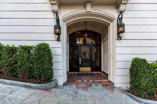 2355 Leavenworth in San Francisco, CA - Building Photo - Building Photo
