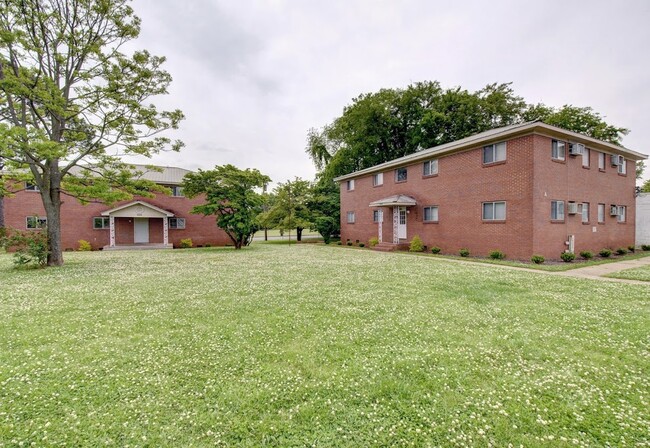 Red Brick Court