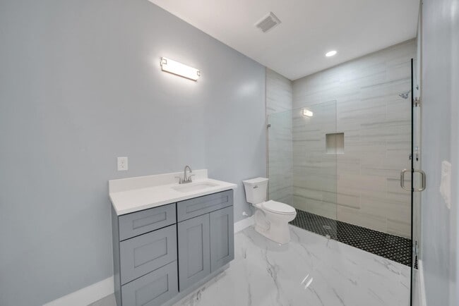 104 Harry Ave S in Lehigh Acres, FL - Building Photo - Building Photo